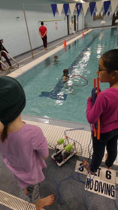 working together with SeaPerch ROV's